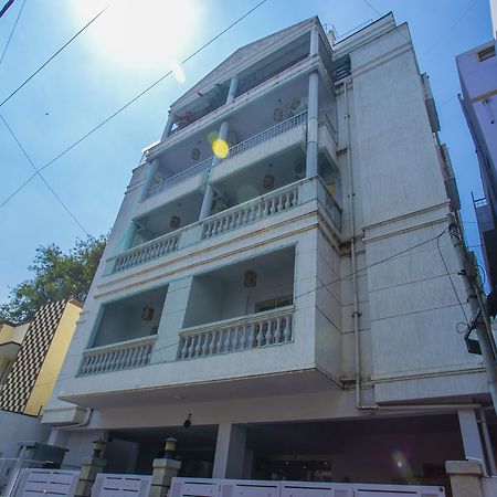 Oyo 23360 White Bricks Inn Bangalore Exterior foto